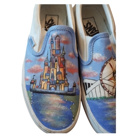 Vans  Mickey Mouse And Magic Kingdom Hand Painted - Picture 11 of 15
